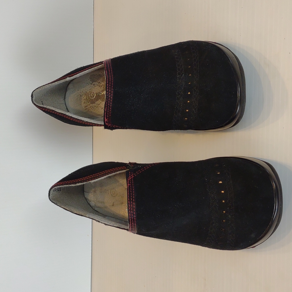 J-41 Black and Red Mules - Picture 3 of 16